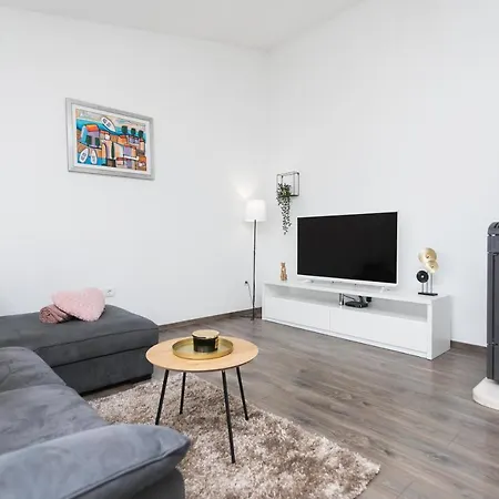 Bloom Apartment